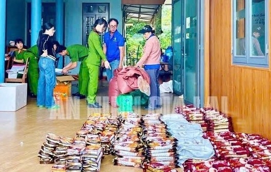 Vụ 5 tấn nguyên liệu dùng làm cà phê giả ở Gia Lai: Bắt Giám đốc và một người liên quan Vụ 5 tấn nguyên liệu dùng làm cà phê giả ở Gia Lai: Bắt Giám đốc và một người liên quan