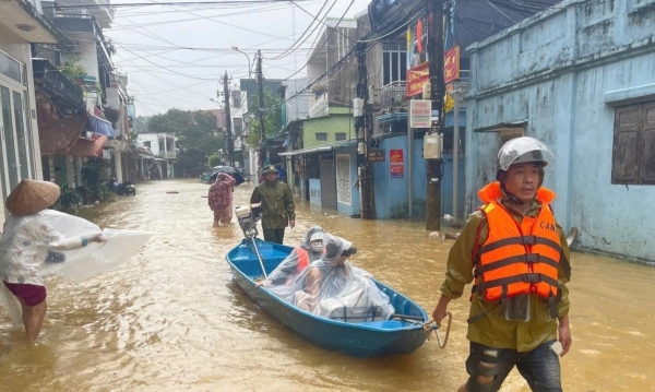 Công an Tp. Huế vững sáng niềm tin với Nhân dân trong gian khó