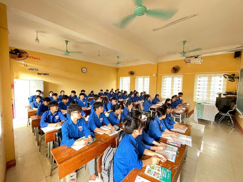 Trường THPT Hưng Khánh và hành trình 50 năm xây dựng và phát triển