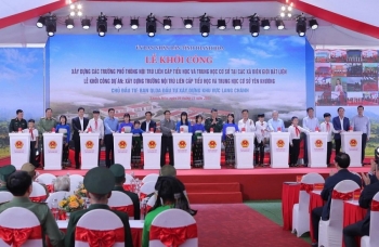 Thủ tướng dự lễ khởi công xây dựng điểm trường nội trú biên giới trên cả nước