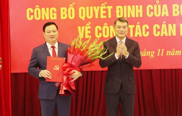 Chủ tịch UBND tỉnh Hưng Yên giữ chức Bí thư Tỉnh ủy Nghệ An