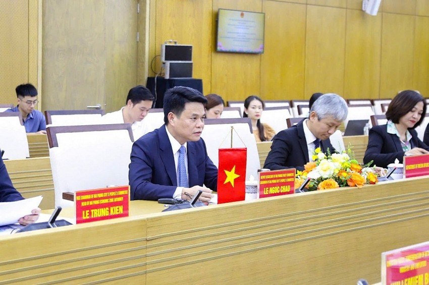 Hải Phòng và Hà Lan bắt tay phát triển cảng biển xanh, logistics thông minh