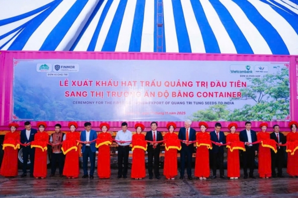 Sepon Group xuất khẩu lô hàng 60 tấn hạt trẩu đầu tiên sang thị trường Ấn Độ