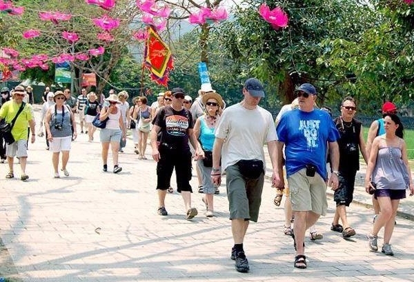 Du lịch Ninh Bình đạt gần 1.200 tỷ đồng trong tháng 11 năm 2025