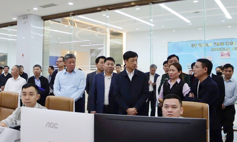 Bí thư Hà Nội yêu cầu xử lý dứt điểm vi phạm đất rừng, đất nông nghiệp tại 5 xã
