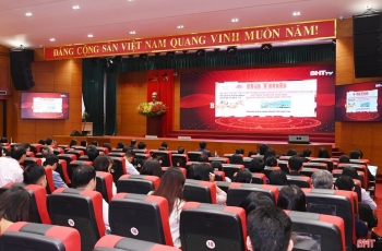 Hà Tĩnh: Vinh danh 27 tác phẩm xuất sắc đạt giải Giải Búa liềm vàng năm 2025.