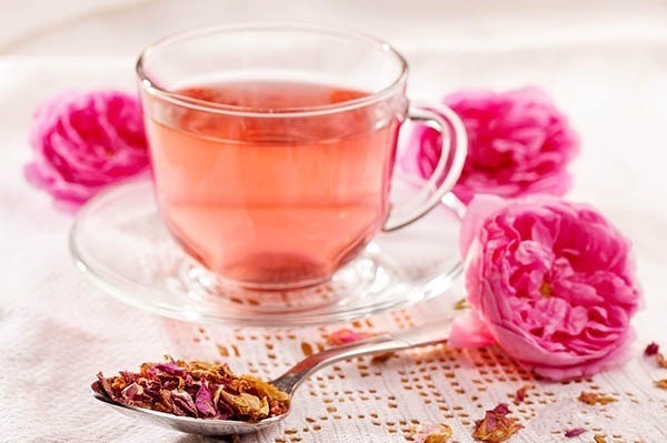 Công dụng bất ngờ của hoa hồng với sức khỏe và sắc đẹp