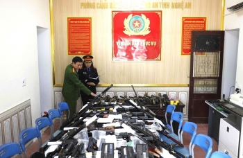 Công an Nghệ An phá chuyên án quy mô lớn  tới "chế tạo, mua bán, tàng trữ vũ khí quân dụng" trái phép