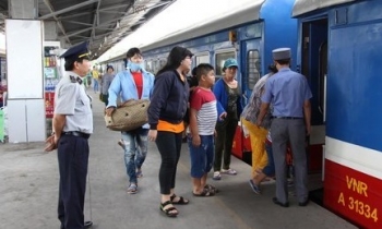 Ngành đường sắt bổ sung tàu và nối thêm toa dịp nghỉ lễ Tết Dương lịch 2026