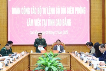 Đoàn công tác Bộ Tư lệnh Bộ đội Biên phòng làm việc với Ban Thường vụ Tỉnh uỷ Cao Bằng
