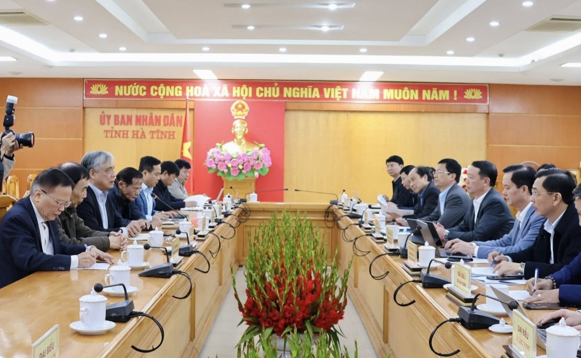 Hà Tĩnh: Tham vấn ý kiến chuyên gia xây dựng khu thương mại tự do Vũng Áng