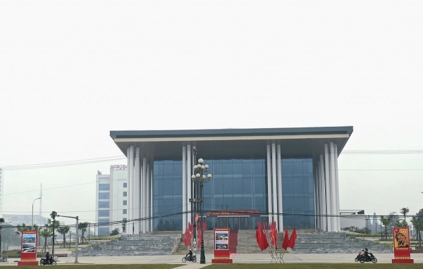 lao cai ruc ro co hoa don chao dai hoi xiv cua dang