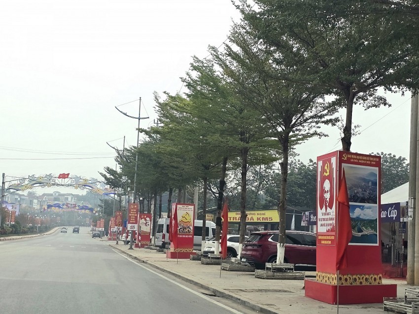 Lào Cai: Rực rỡ cờ, hoa đón chào Đại hội XIV của Đảng