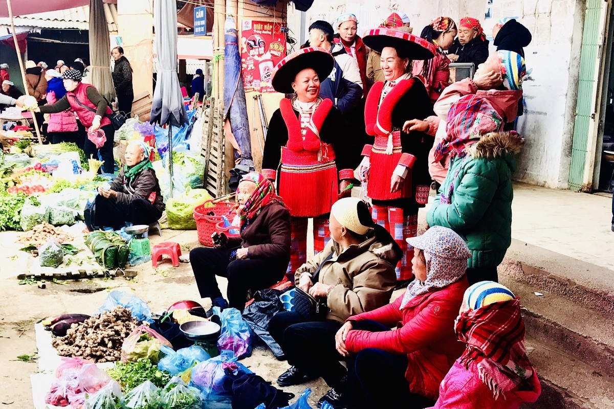Chợ Tết vùng cao Cao Bằng - Nơi hội tụ giá trị văn hóa đậm đà bản sắc miền Non nước
