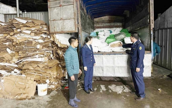 Quảng Ninh: Quyết liệt, siết chặt quản lý thị trường dịp Tết