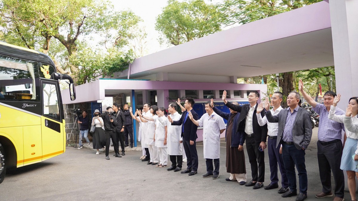 Từ ngày 11 đến 13-2-2026 (tức từ 24 đến 26 tháng Chạp âm lịch), chương trình bố trí 9 chuyến xe chất lượng cao, mỗi xe 45 chỗ