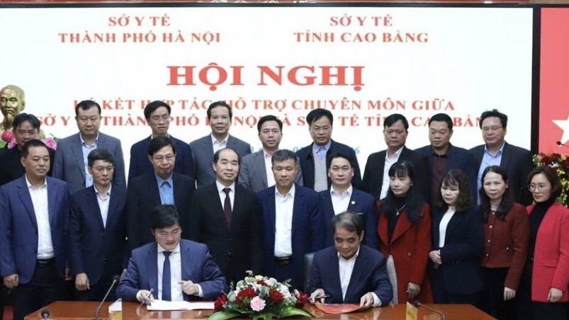 Ký kết hợp tác, hỗ trợ chuyên môn giữa Sở Y tế Hà Nội và Sở Y tế Cao Bằng