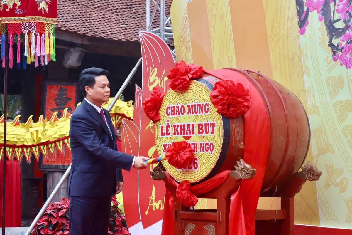 Khai bút Xuân Bính Ngọ 2026: Hành trình về miền di sản và đạo học của đất Cảng