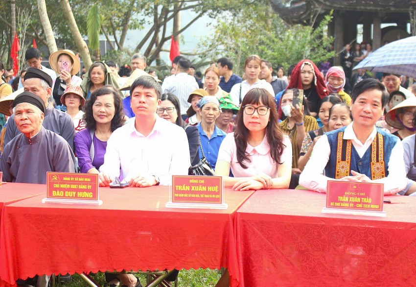 Về vùng cao Bảo Nhai vui hội Lồng tồng ngày xuân Về vùng cao Bảo Nhai vui hội Lồng tồng ngày xuân