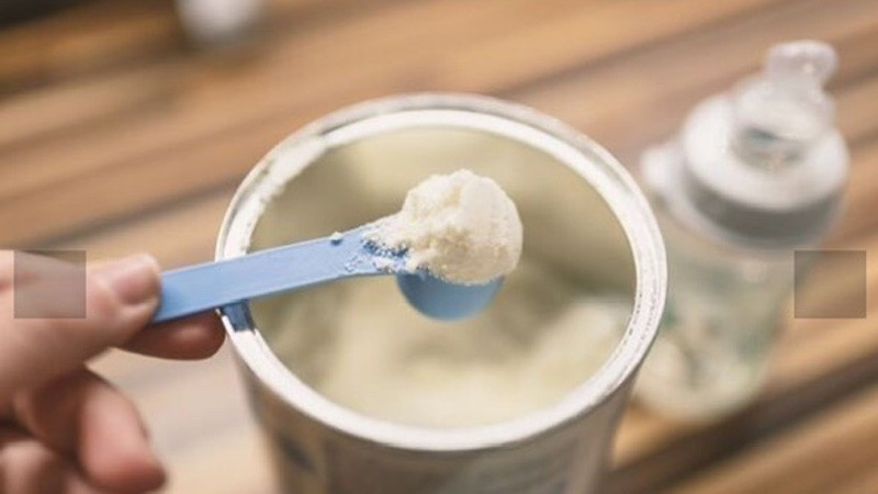 Sau loạt sữa nhiễm độc tố cereulide bị thu hồi, Bộ Y tế siết kiểm nghiệm