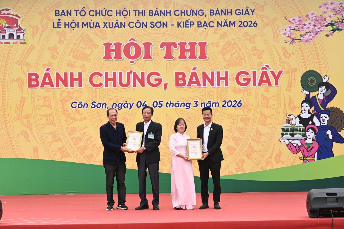 Nếp xưa trên đất Cảng: Tinh hoa bánh chưng, bánh giầy hội tụ giữa lòng di sản thế giới