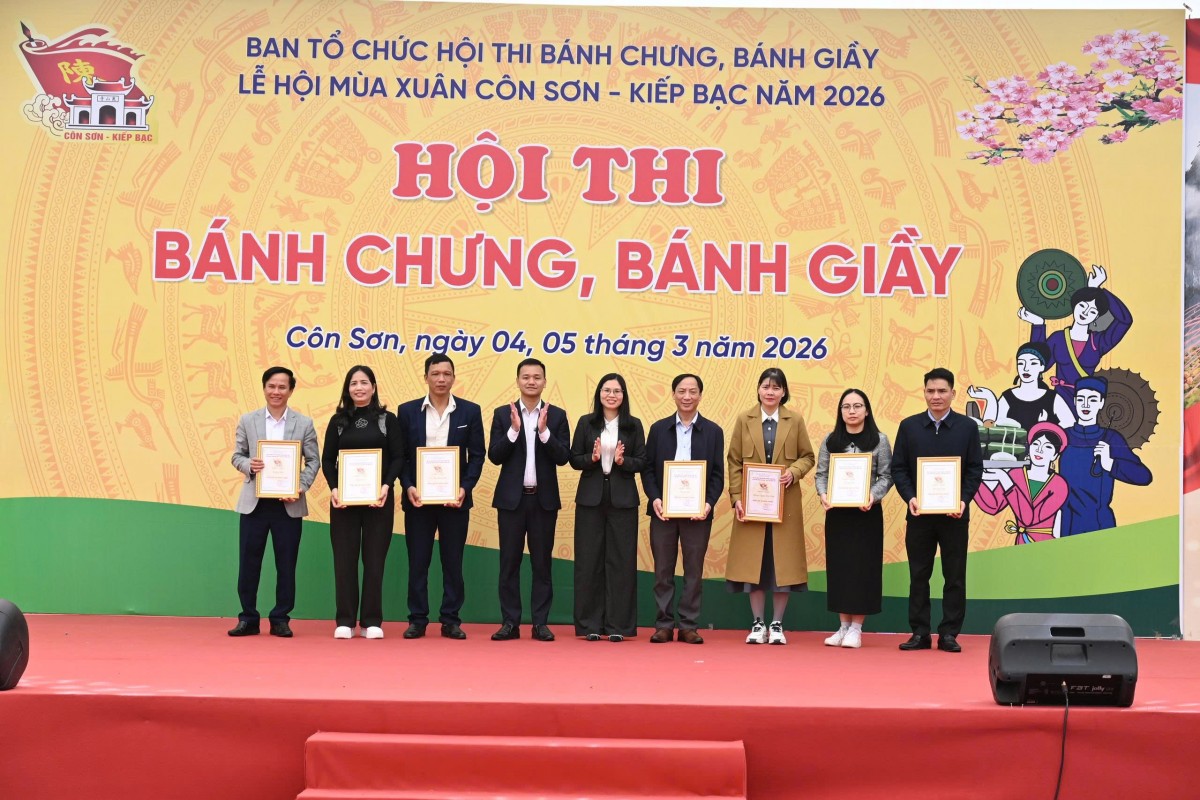 Nếp xưa trên đất Cảng: Tinh hoa bánh chưng, bánh giầy hội tụ giữa lòng di sản thế giới