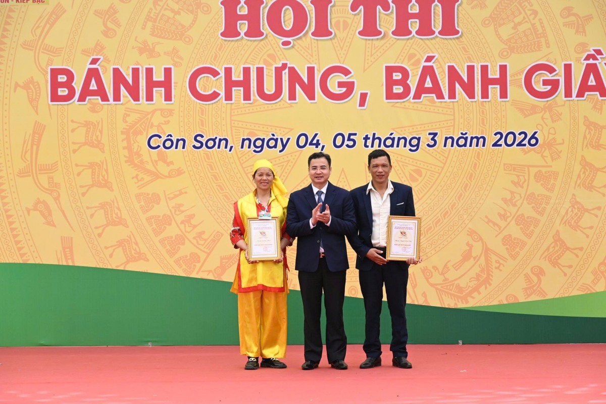 Nếp xưa trên đất Cảng: Tinh hoa bánh chưng, bánh giầy hội tụ giữa lòng di sản thế giới