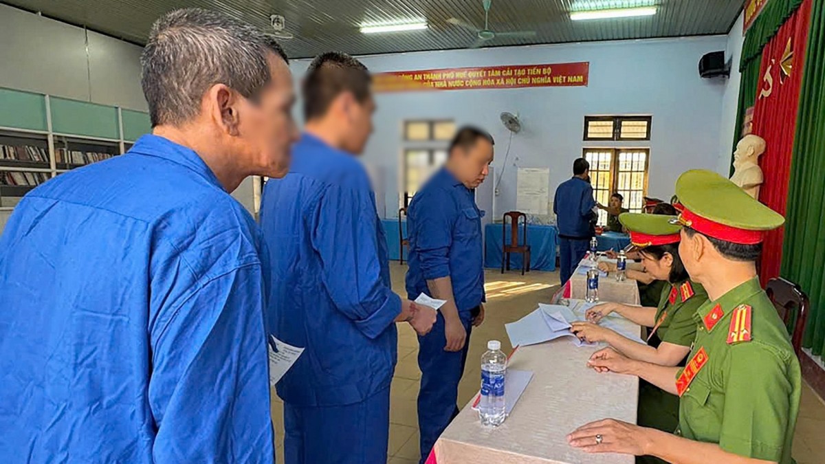 Niềm tin và trách nhiệm của cử tri trên đất Cố đô Huế ...những cử tri đang bị tạm giữ, tạm giam