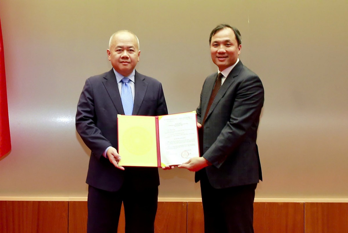 Ông Đỗ Thành Trung, Thứ trưởng Bộ Tài chính giữ chức Phó Bí thư thành ủy Hải Phòng