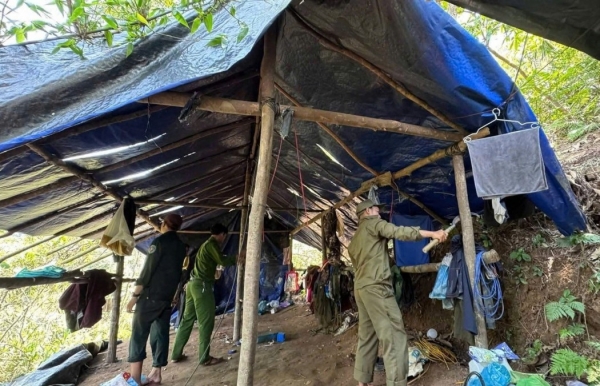 TP. Đà Nẵng: Công an xã Trà Tân truy quét khai thác khoáng sản trái phép