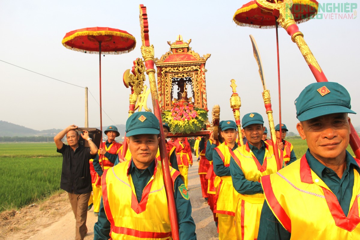 Trang trọng khai hội Đền Canh, xã Bình Minh lần thứ nhất năm 2026