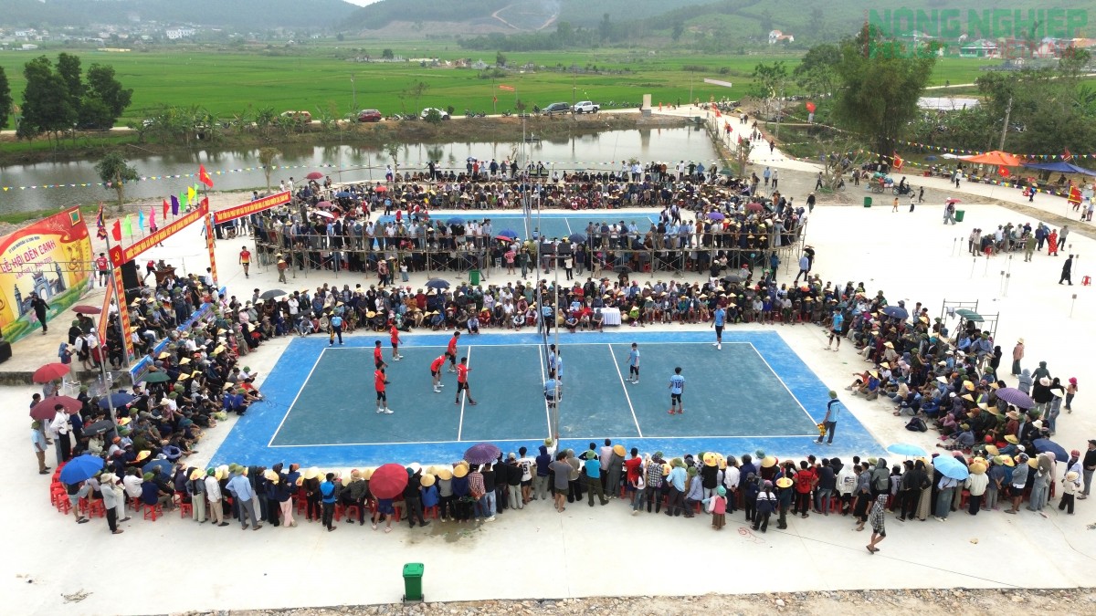 Trang trọng khai hội Đền Canh, xã Bình Minh lần thứ nhất năm 2026 Trang trọng khai hội Đền Canh, xã Bình Minh lần thứ nhất năm 2026