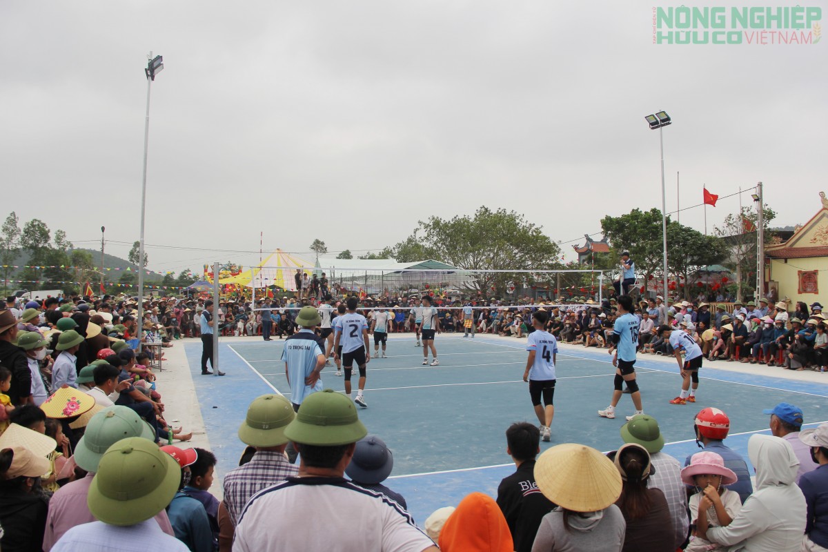 Trang trọng khai hội Đền Canh, xã Bình Minh lần thứ nhất năm 2026