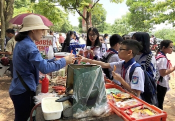 Đồng Nai tăng cường bảo đảm an toàn thực phẩm tại bếp ăn tập thể, trường học