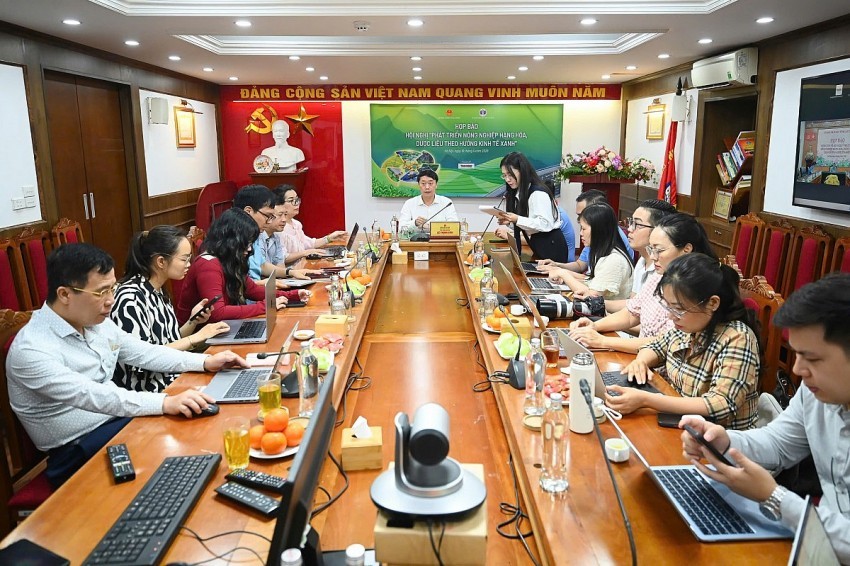 Lai Châu: Đẩy mạnh phát triển nông nghiệp hàng hóa dược liệu theo hướng kinh tế xanh