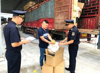 Hải quan phát hiện, bắt giữ hơn 17.000 sản phẩm vi phạm về xuất xứ, nhãn hàng hóa