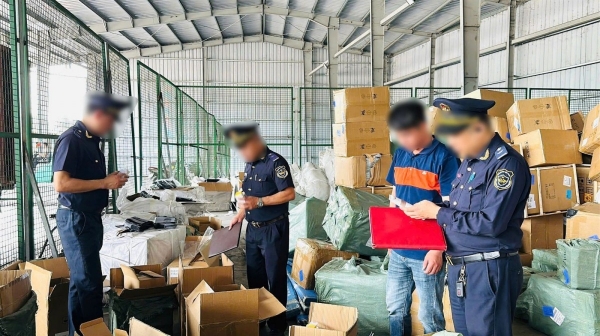 Hải quan phát hiện gần 15.000 sản phẩm mỹ phẩm, thời trang nghi xâm phạm sở hữu trí tuệ