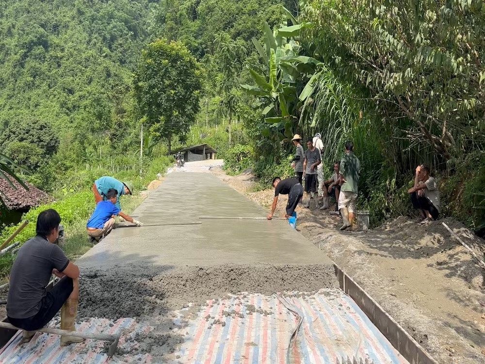 Phát triển hạ tầng thiết yếu gắn với sinh kế xanh cho vùng đồng bào dân tộc thiểu số