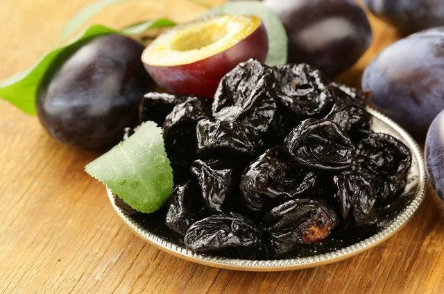 Những thực phẩm giúp người sau 60 tuổi làm chậm lão hóa tự nhiên