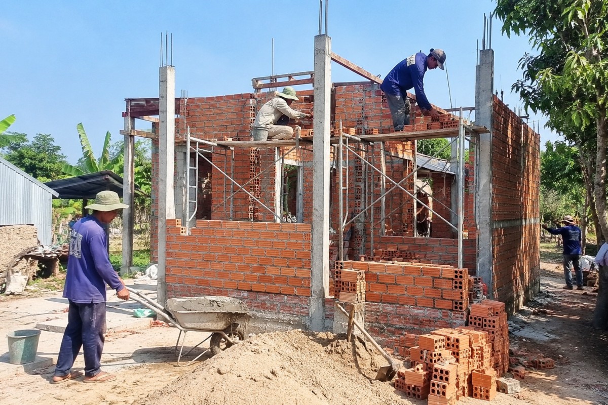 Cà Mau dành hơn 80 tỷ đồng hỗ trợ 1.069 căn nhà cho hộ nghèo và gia đình chính sách