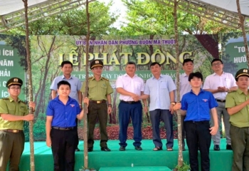 Đồng lòng bảo vệ tài nguyên, phát triển nông nghiệp xanh và nông thôn văn minh hiện đại