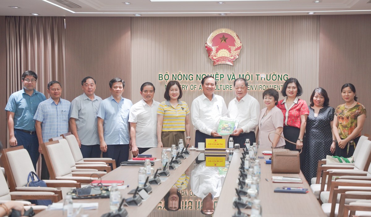 Thống nhất chủ trương tổ chức kỷ niệm 15 năm thành lập Hiệp hội Nông nghiệp hữu cơ Việt Nam