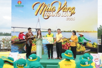 "Ghe vàng" cập bến Ninh Kiều, lan tỏa sắc vui “Mùa vàng thắng lớn 2026”