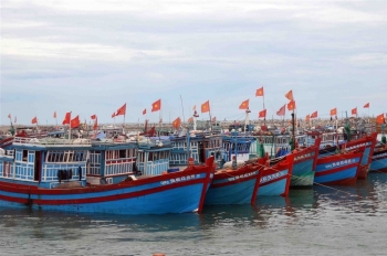 Cà Mau tăng cường bảo đảm an toàn cho người và tàu cá trong mùa mưa bão 2026