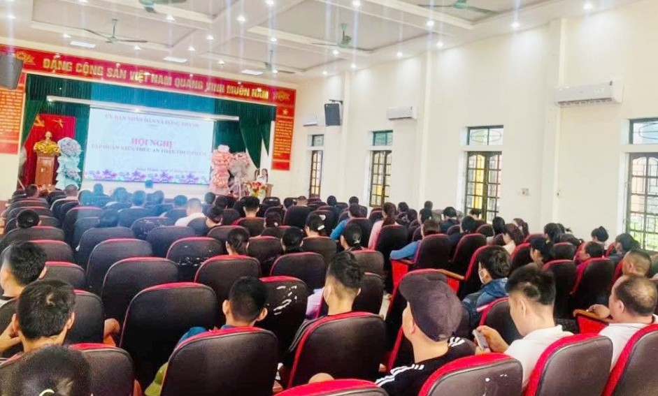 Xã Đông Thành tập huấn kiến thức về an toàn thực phẩm cho hơn 100 hộ kinh doanh