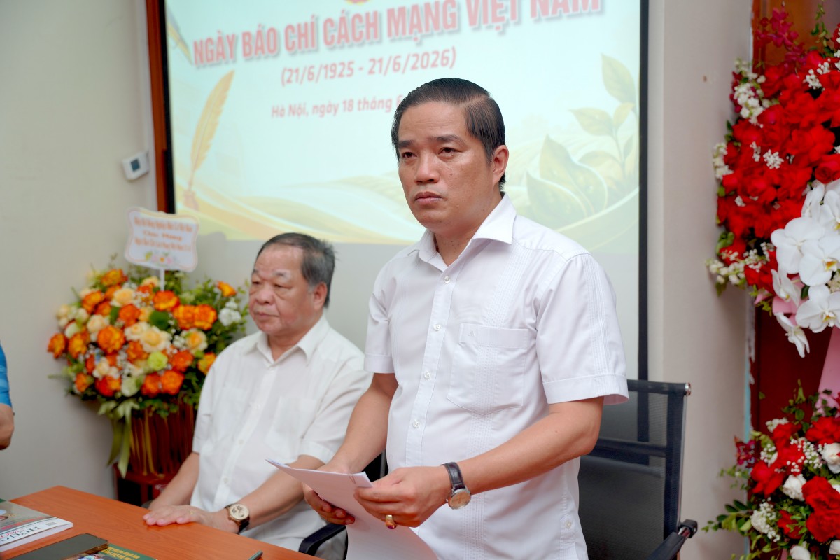 Nhà báo Đỗ Ngọc Thi nhấn mạnh định hướng tiếp tục đổi mới toàn diện, nâng cao chất lượng nội dung, hình thức các ấn phẩm của Tạp chí Hữu cơ Việt Nam.