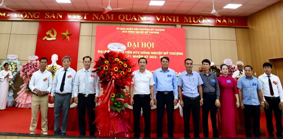 Lãnh đạo địa phương