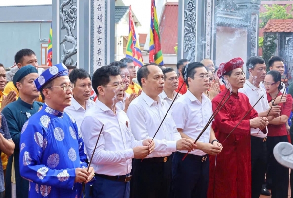 Lễ dâng hương, thượng cờ Lễ hội chọi trâu truyền thống Đồ Sơn - VTV năm 2026