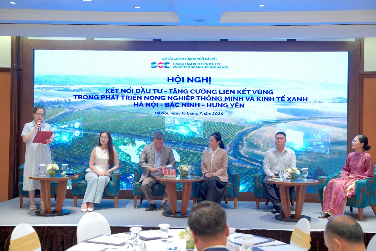 Các chuyên gia, nhà quản lý và đại diện doanh nghiệp trao đổi tại phiên tọa đàm chuyên sâu về sản xuất, công nghệ và thị trường đầu ra cho nông sản.