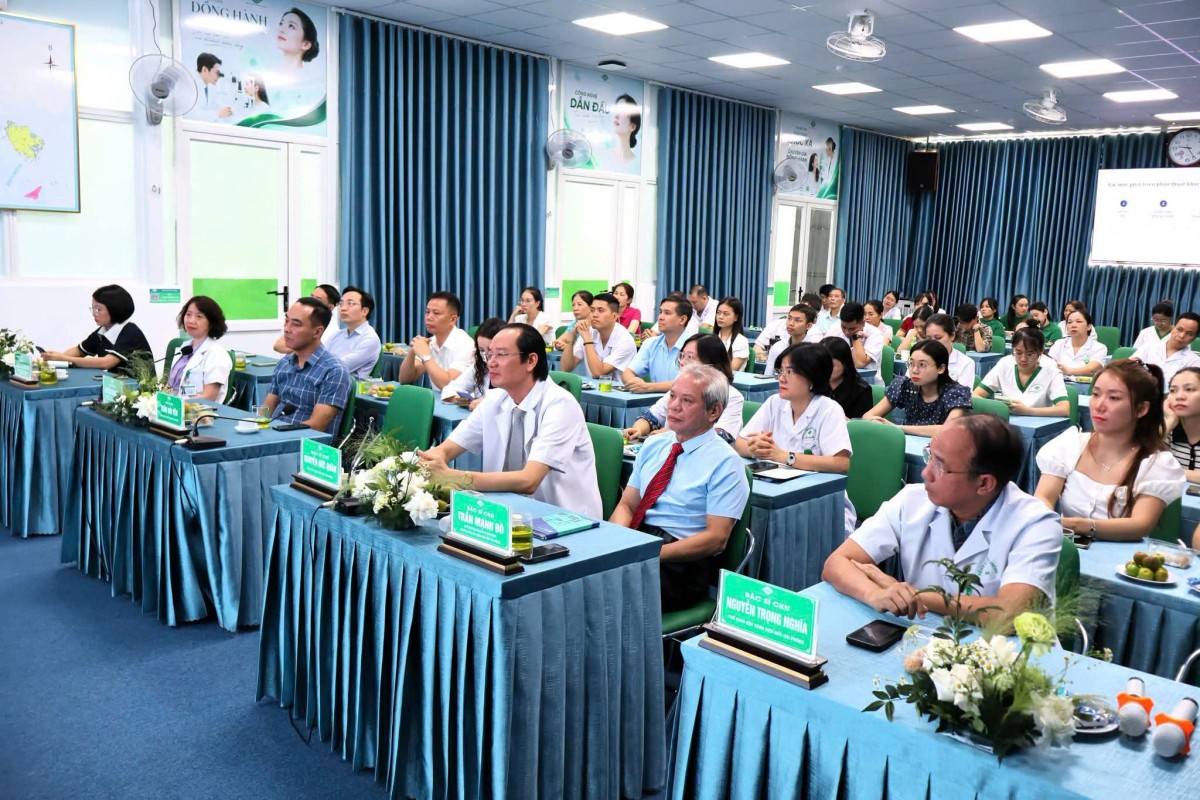 Bước ngoặt mới định hình tương lai nhãn khoa Hải Phòng